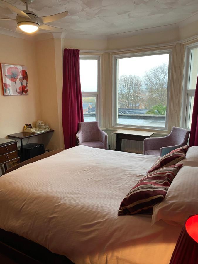 The Kingswood Bed & Breakfast Weymouth